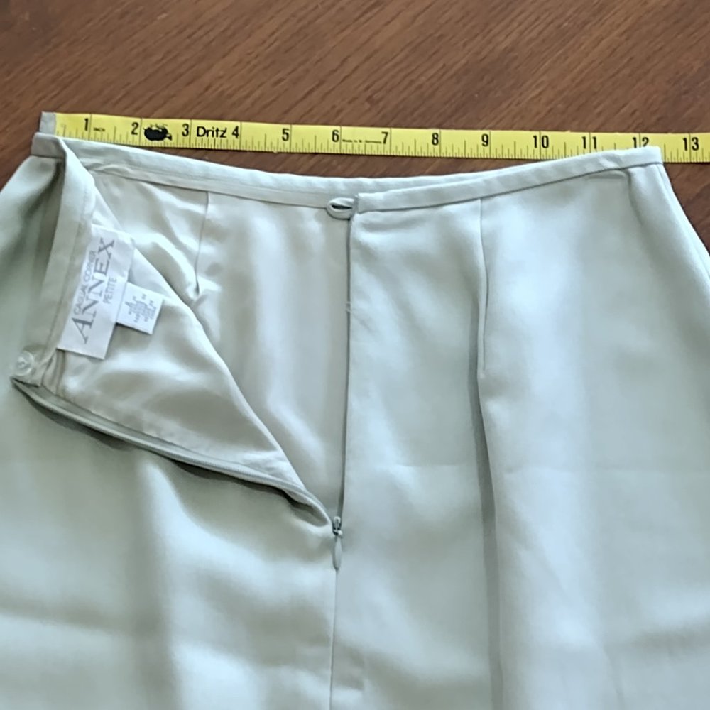 Business or Casual Three-Piece Silk Suit - Picture 13 of 16